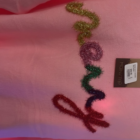 Holiday Sweater - Picture 4 of 5